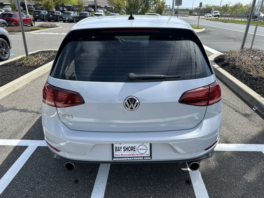 Used 2018 Volkswagen GTI SE FWD image 6