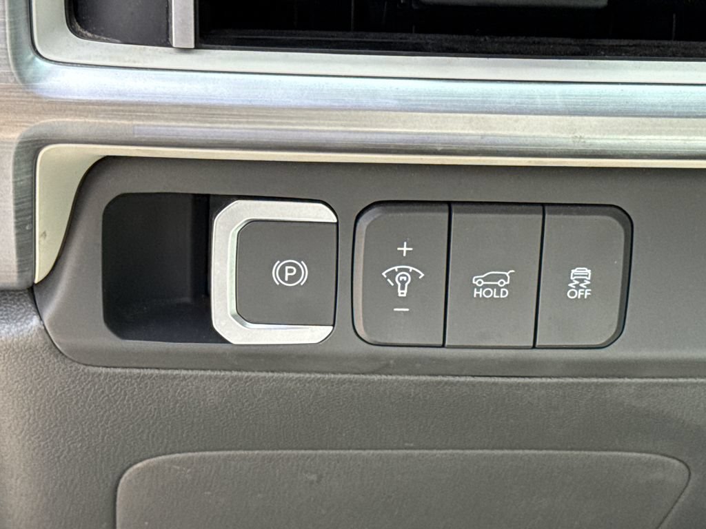 Used 2024 Hyundai Santa Fe Calligraphy AWD/4WD image 18