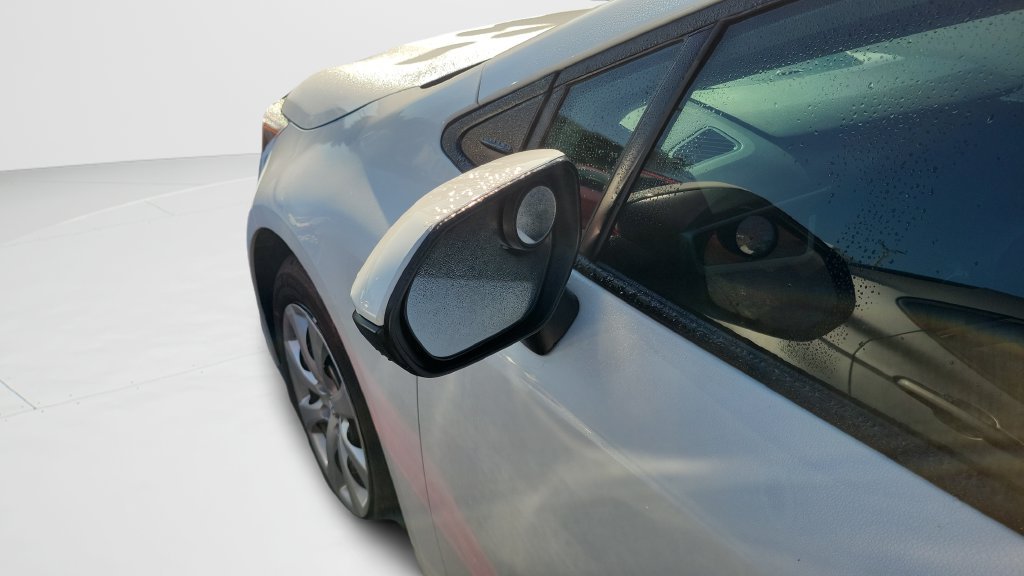 Used 2025 Toyota Corolla LE FWD image 11