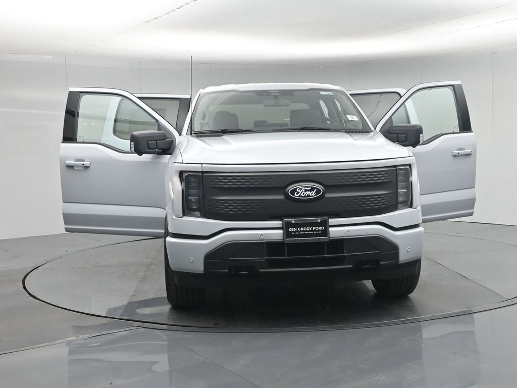 New 2025 Ford F150 Lightning Flash AWD/4WD image 47