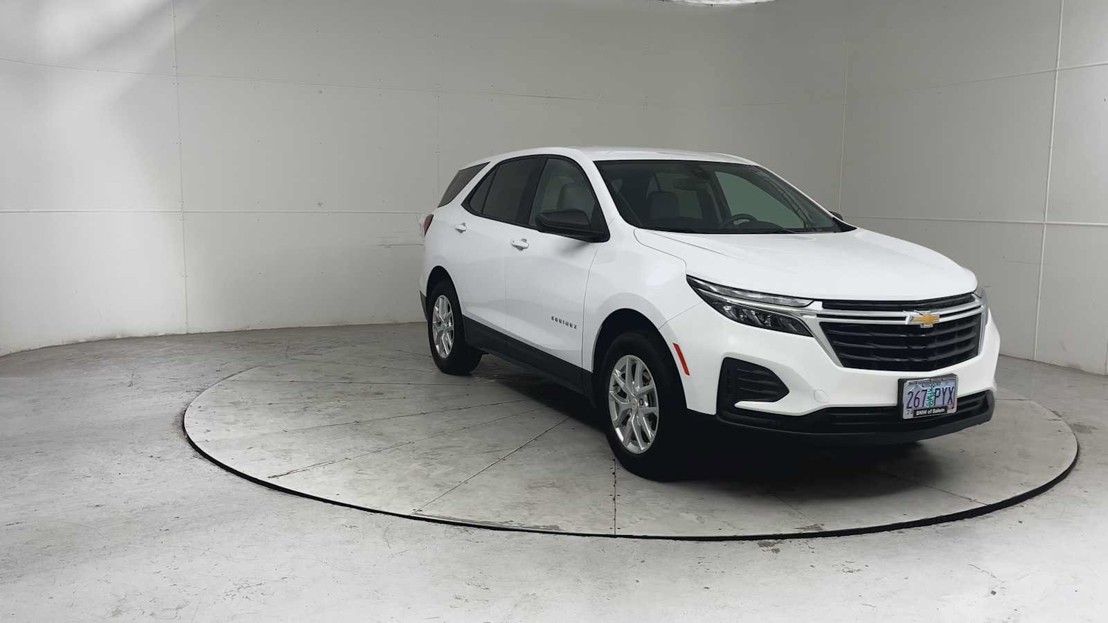 Used 2024 Chevrolet Equinox LS w/ LS Convenience Package AWD/4WD image 7