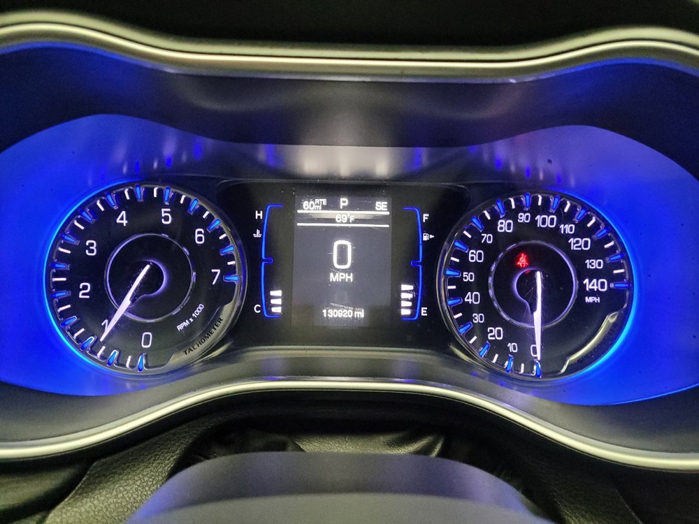 Used 2015 Chrysler 200 Limited w/ Convenience Group FWD image 23