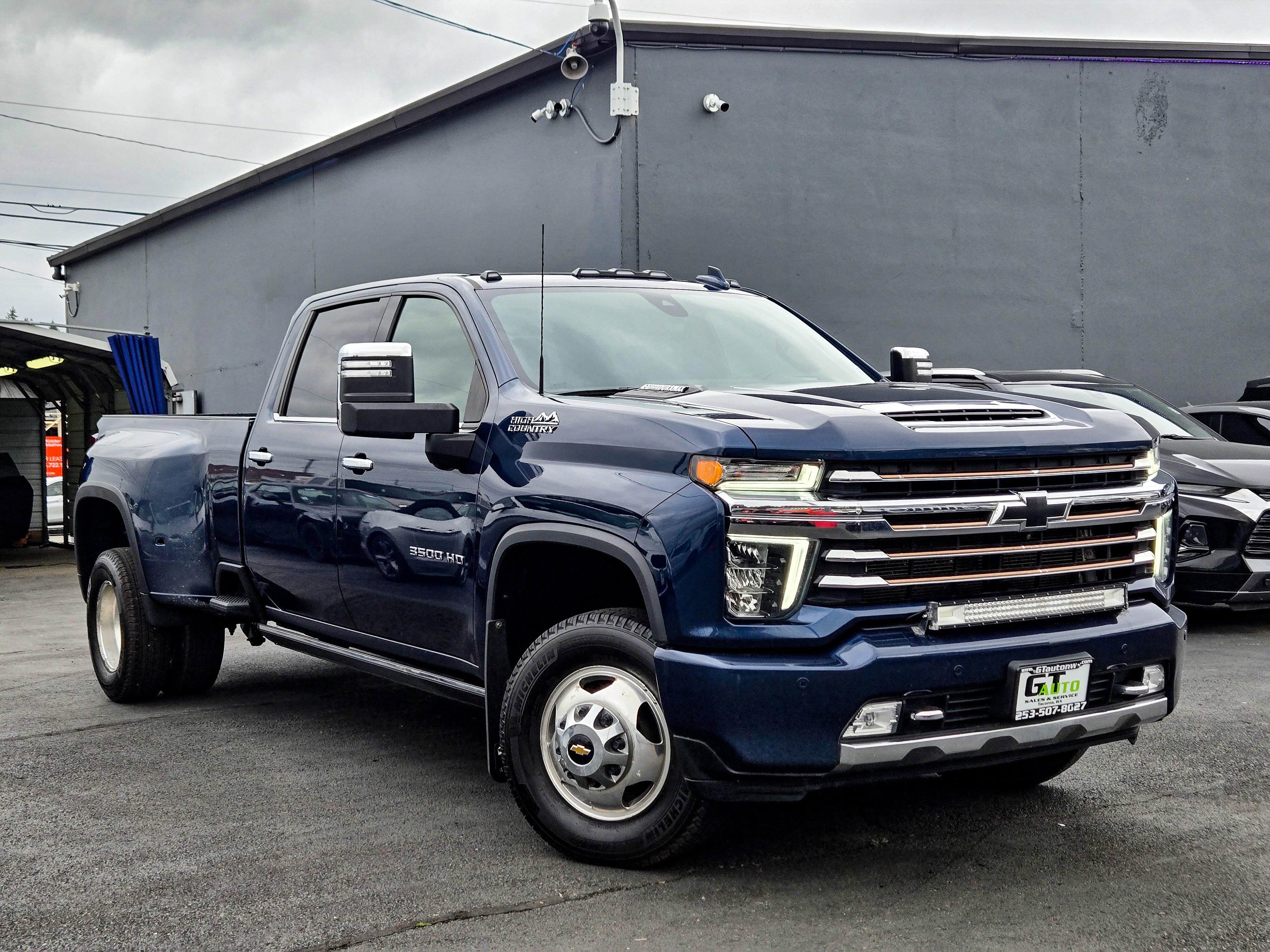 Used 2023 Chevrolet Silverado 3500 High Country w/ LPO, Hitch Package image 9