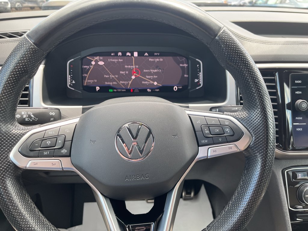 Used 2020 Volkswagen Atlas Cross Sport SEL R-Line AWD/4WD image 14