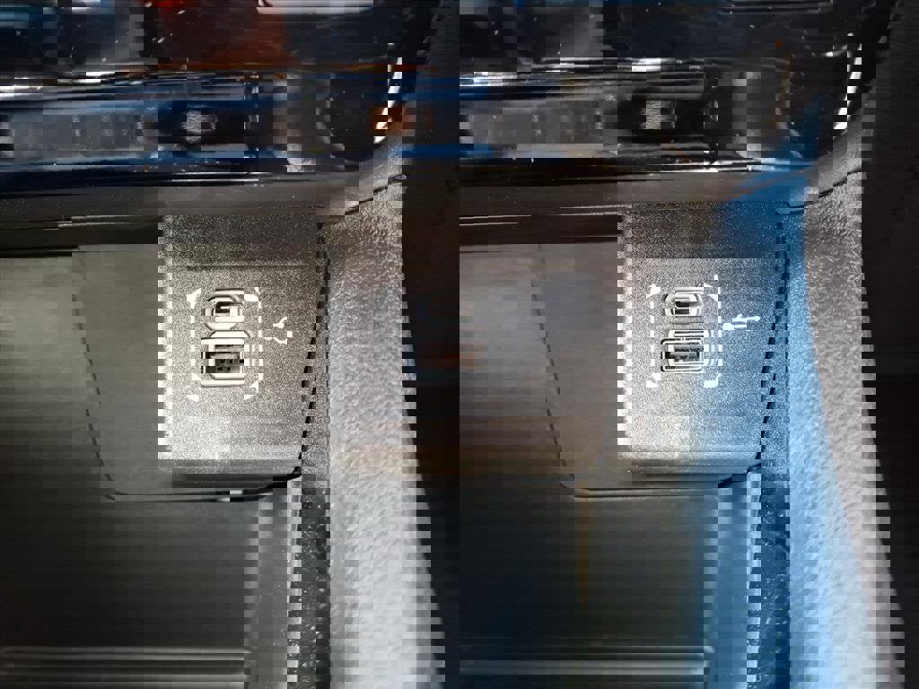 New 2026 Jeep Compass Limited image 12