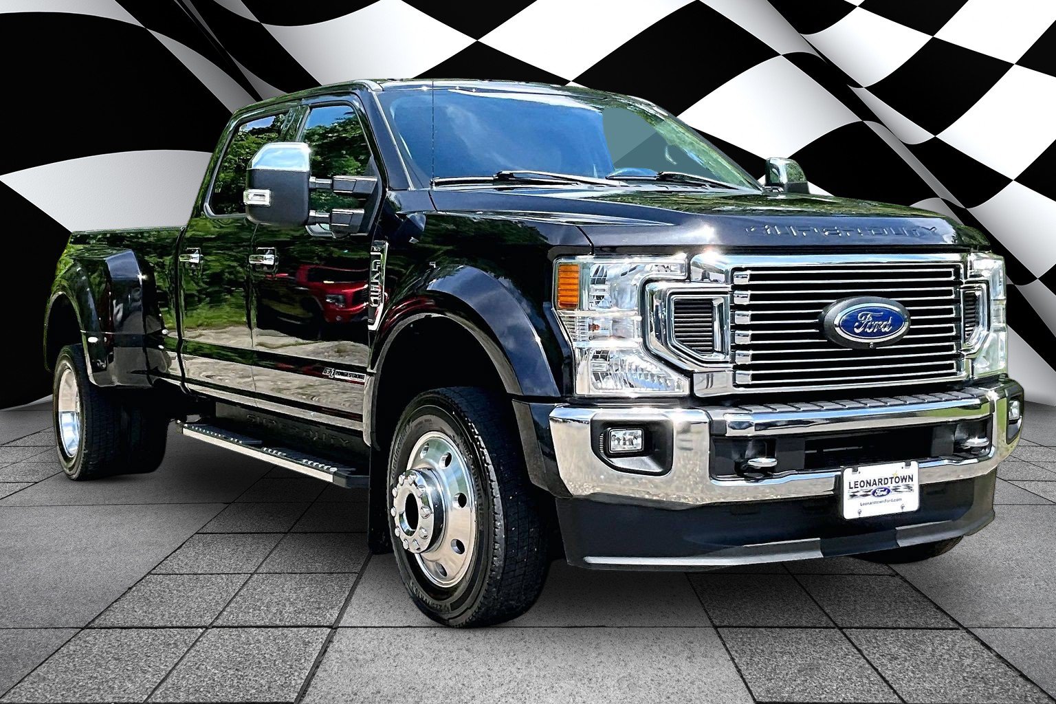 Certified 2020 Ford F450 XLT w/ XLT Premium Package AWD/4WD image 11