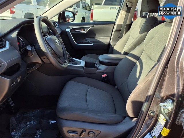 Used 2022 Toyota RAV4 XLE image 17