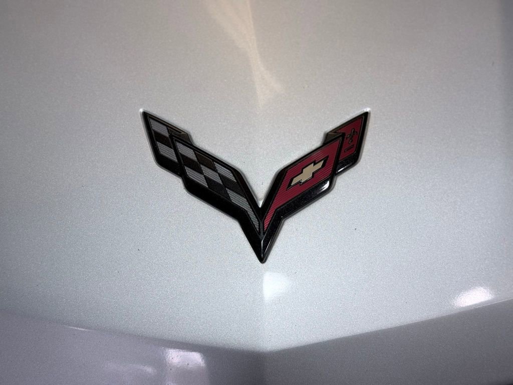 Used 2015 Chevrolet Corvette Z06 w/ 2LZ Preferred Equipment Group image 12