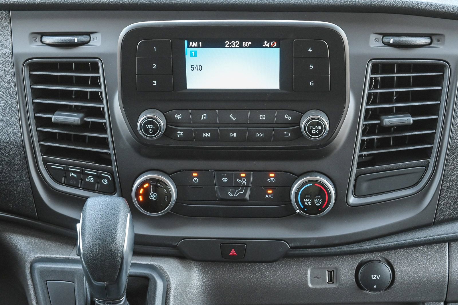 New 2025 Ford Transit 250 148 Medium Roof w/ Load Area Protection Package image 15