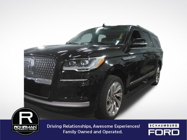 Used 2024 Lincoln Navigator L 4WD image 1