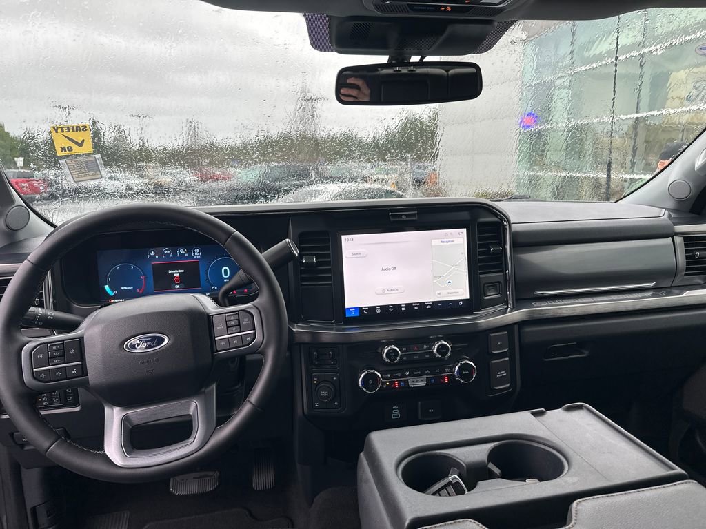 Used 2025 Ford F350 Lariat w/ Camper Package AWD/4WD image 12