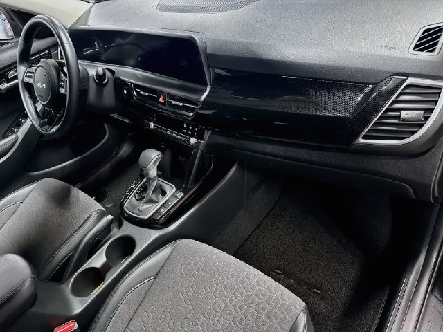 Certified 2025 Kia Seltos S AWD/4WD image 29