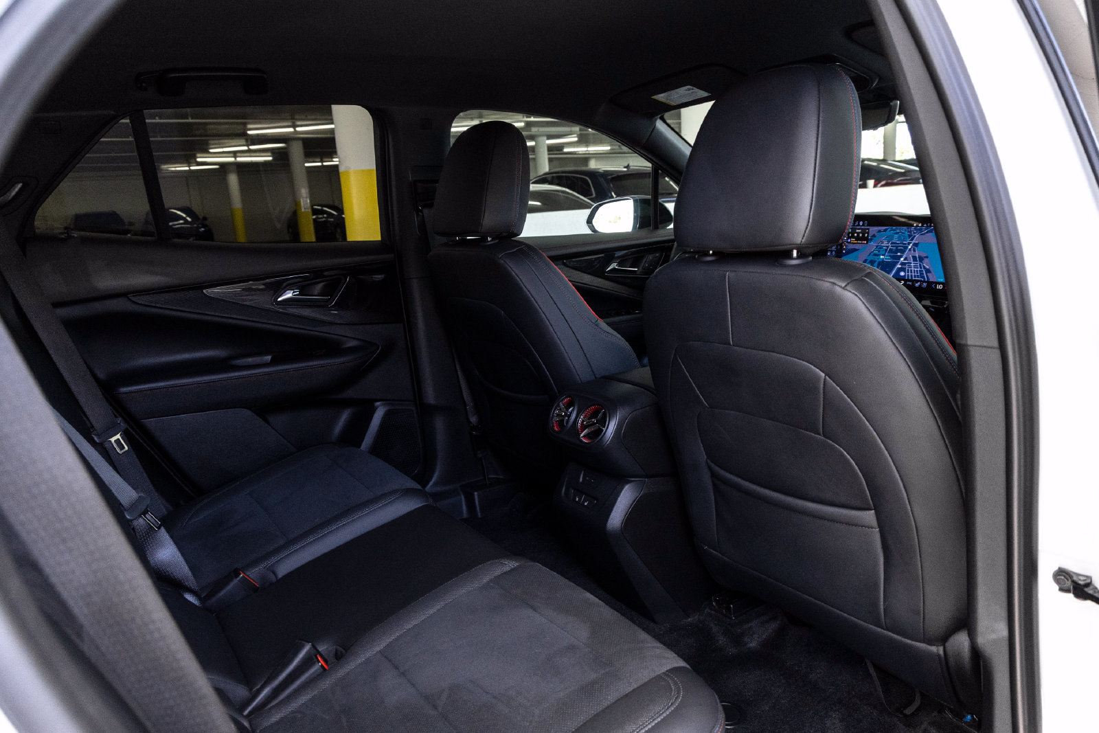 Used 2024 Chevrolet Blazer EV RS AWD/4WD image 25