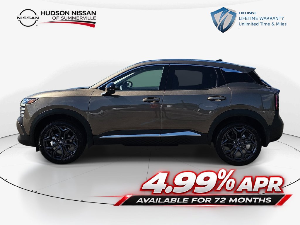 Used 2026 Nissan Kicks SR w/ SR Premium Package FWD image 11