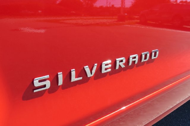 Used 2019 Chevrolet Silverado 1500 LT w/ All Star Edition AWD/4WD image 12