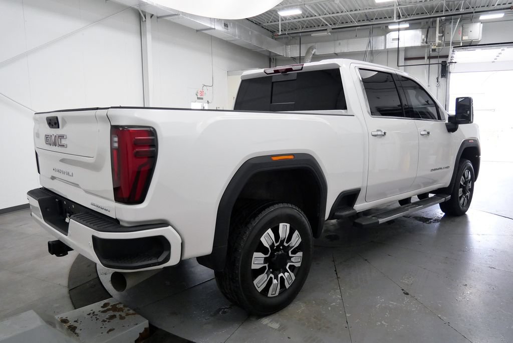 Used 2024 GMC Sierra 2500 Denali w/ Denali Reserve Package AWD/4WD image 7
