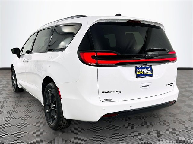New 2026 Chrysler Pacifica Limited image 9