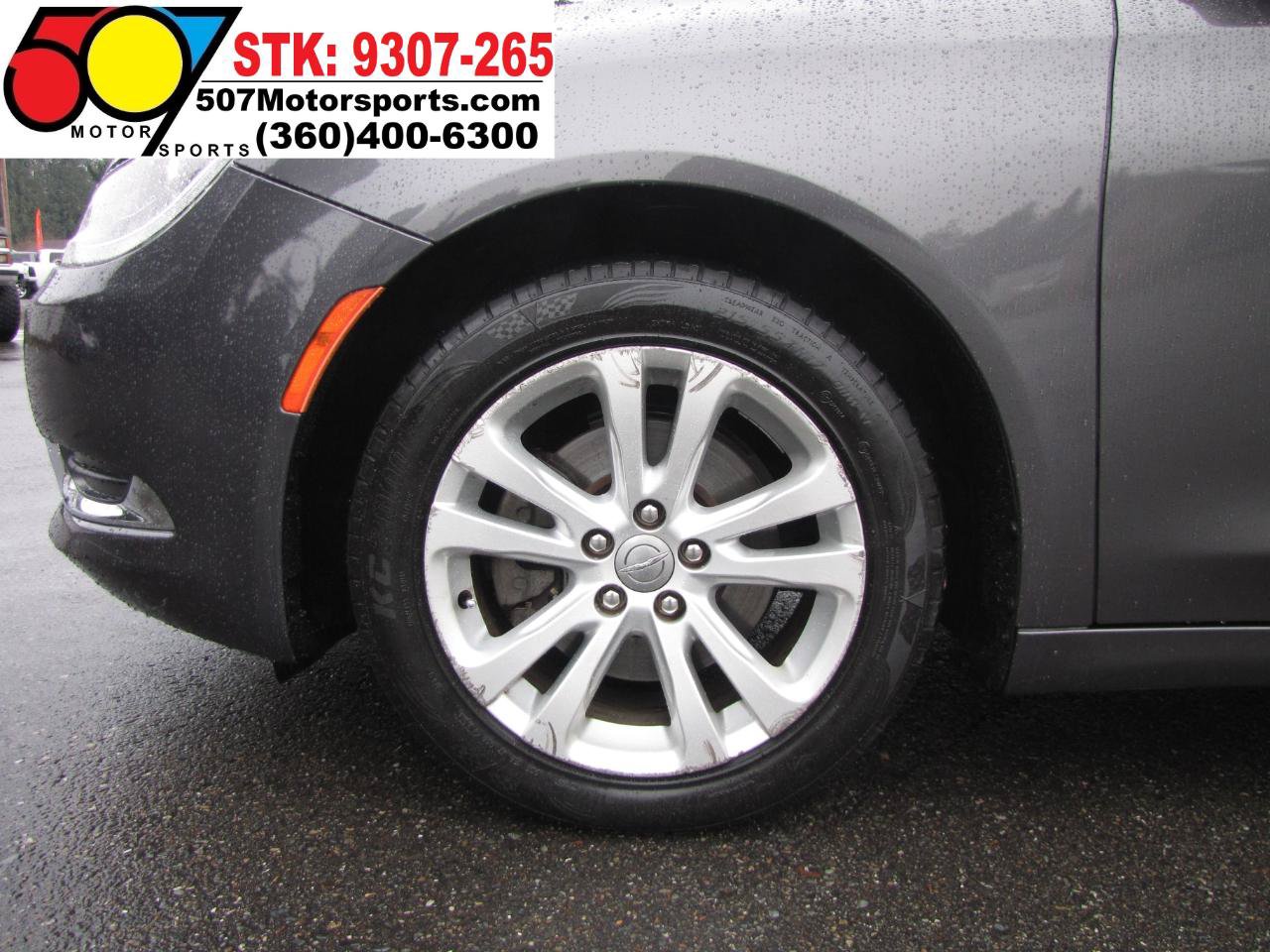 Used 2016 Chrysler 200 Limited FWD image 26