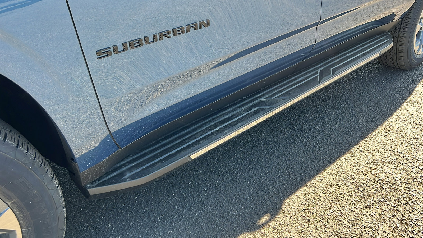 New 2026 Chevrolet Suburban LT w/ Comfort Package image 11