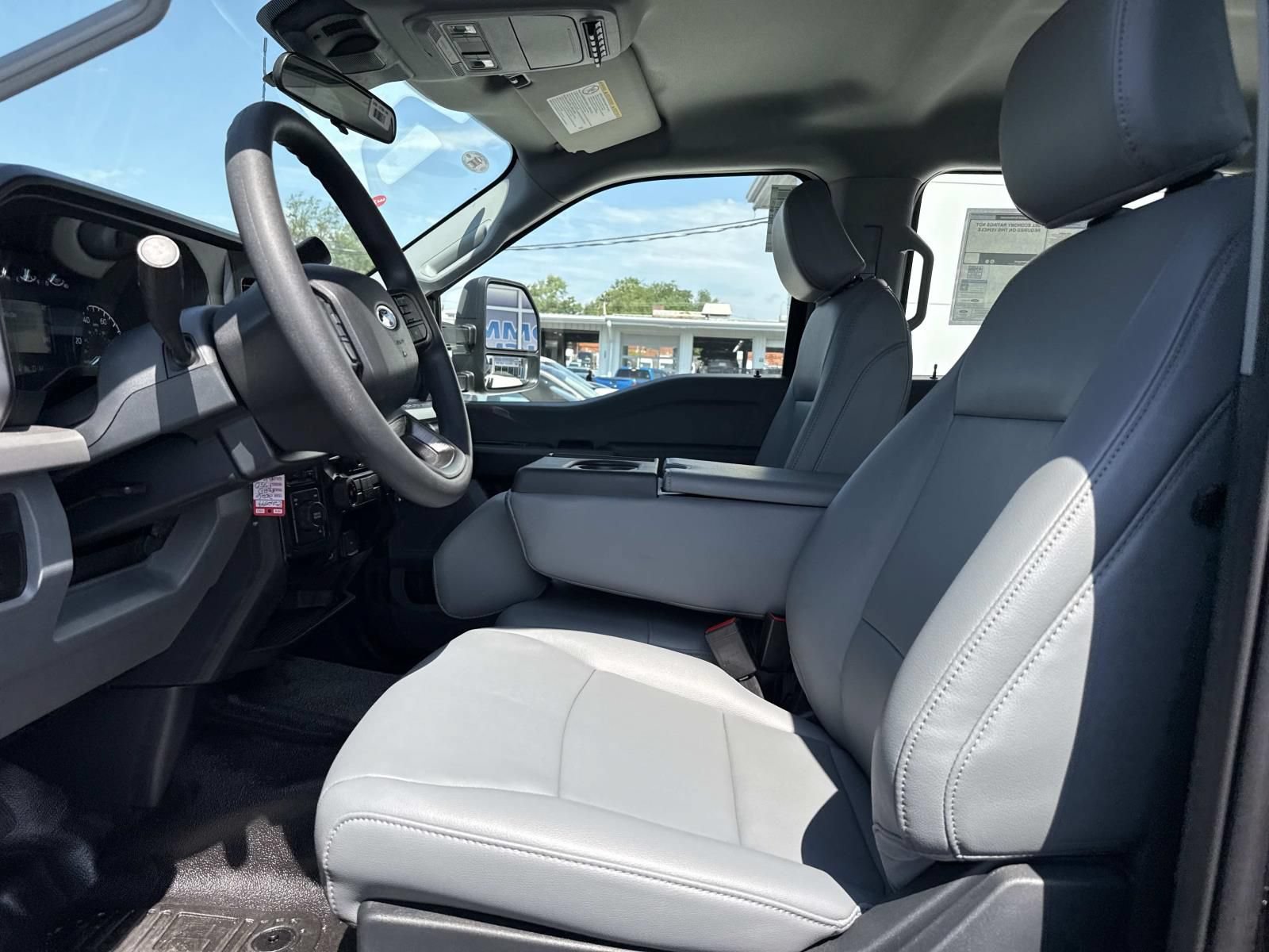 New 2026 Ford F550 4x4 Crew Cab Super Duty image 10