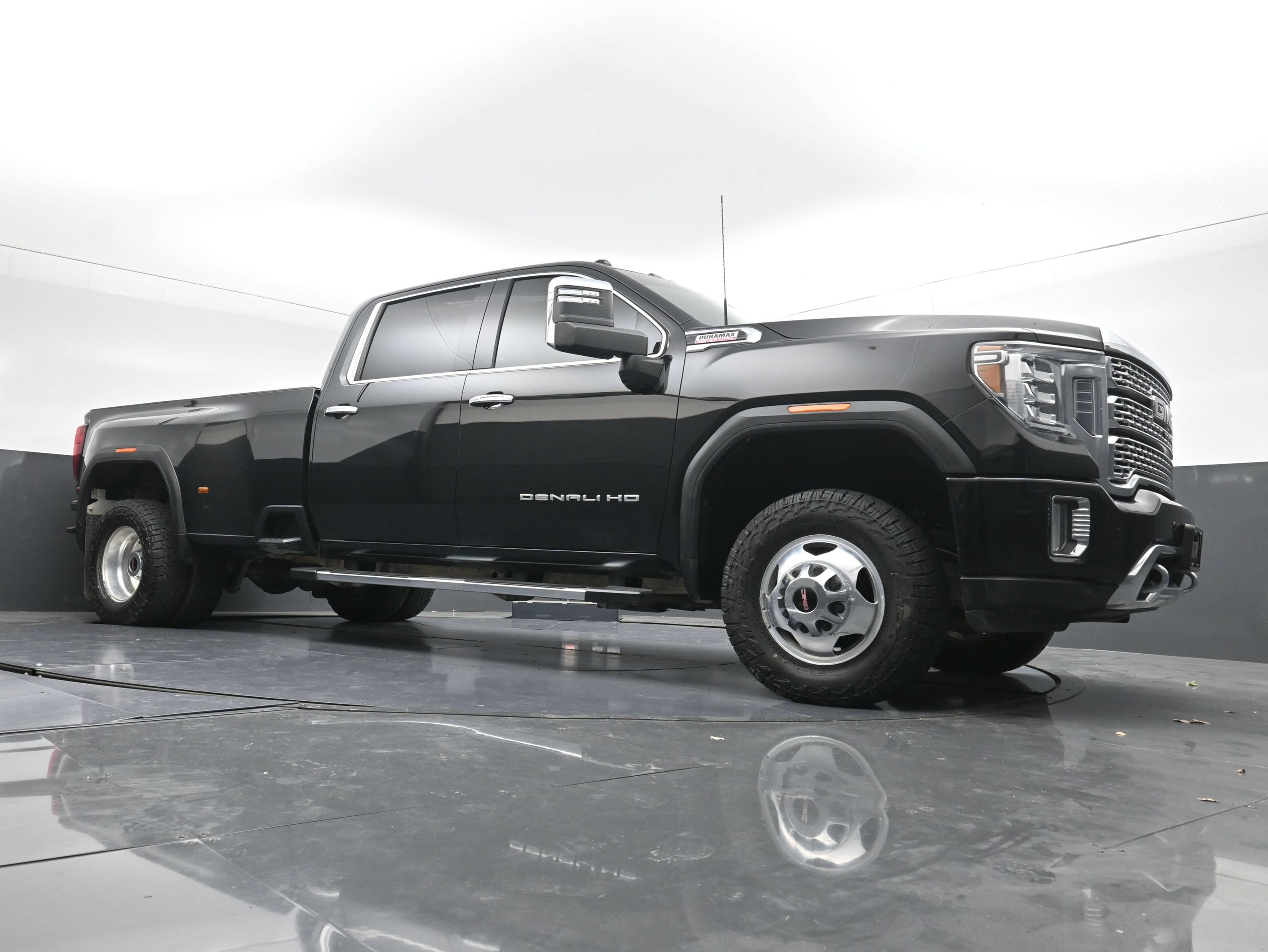 Used 2021 GMC Sierra 3500 Denali AWD/4WD image 25