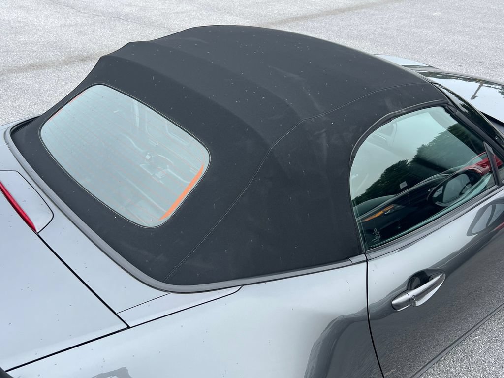 Used 2021 MAZDA MX-5 Miata Club RWD image 14