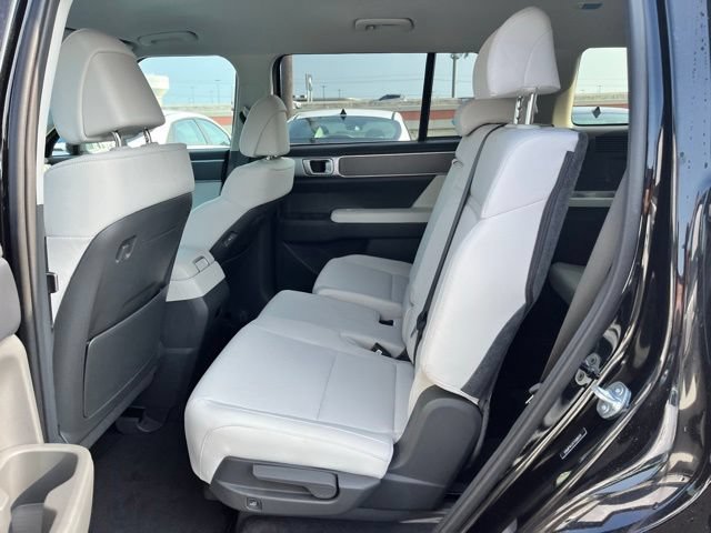 New 2026 Hyundai Santa Fe SE FWD image 18