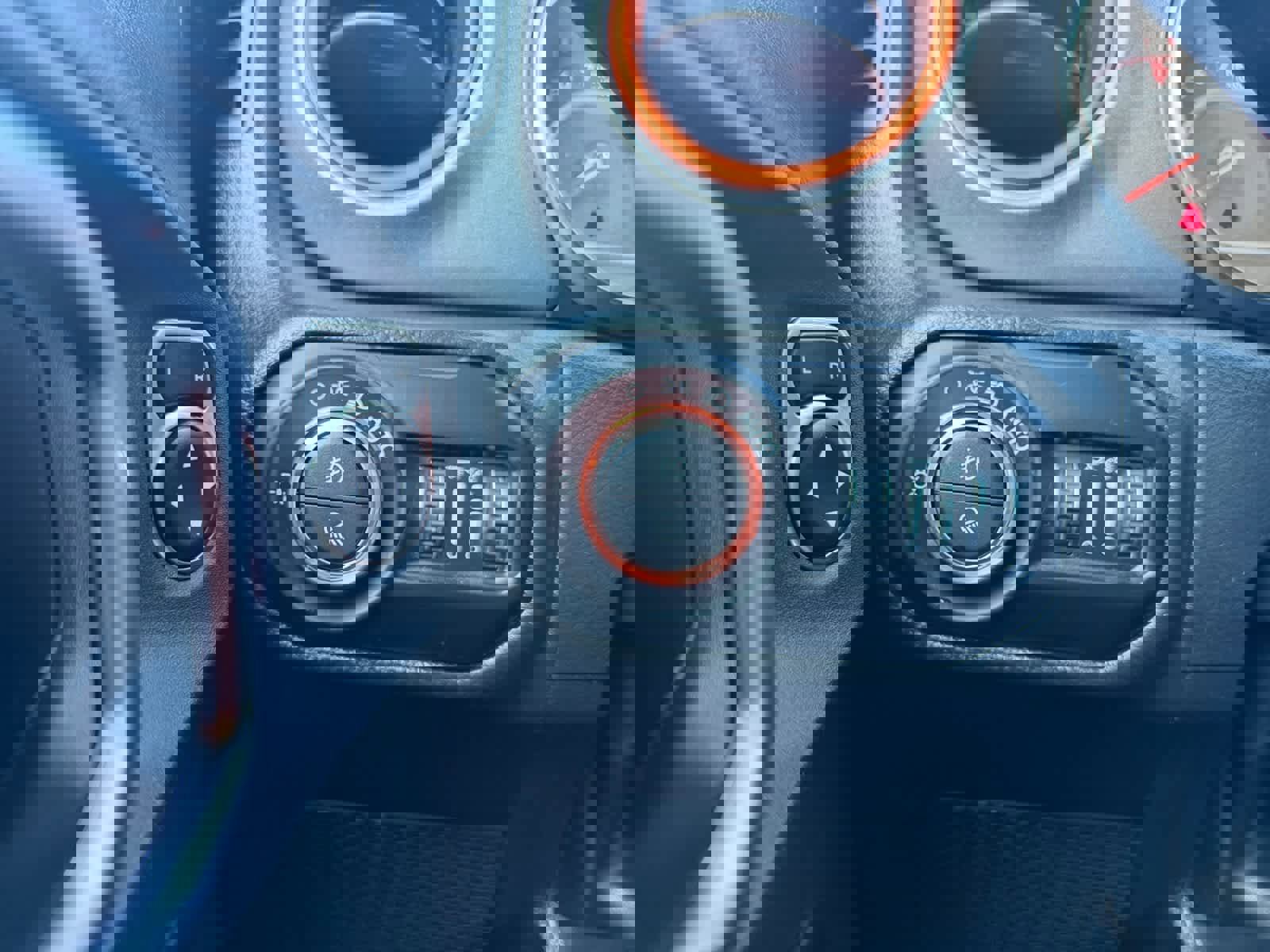 Used 2022 Jeep Gladiator Mojave w/ Cold Weather Group image 21