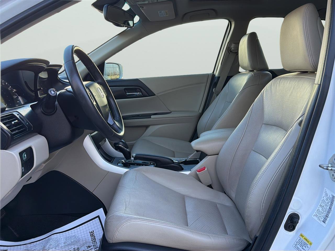 Used 2015 Honda Accord EX-L image 12