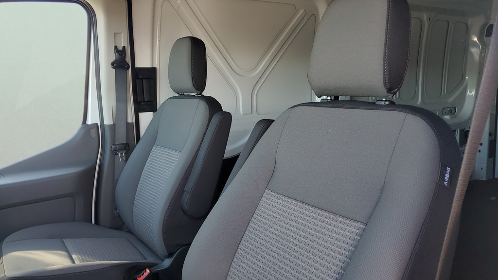 New 2026 Ford Transit 250 148 Medium Roof RWD image 25