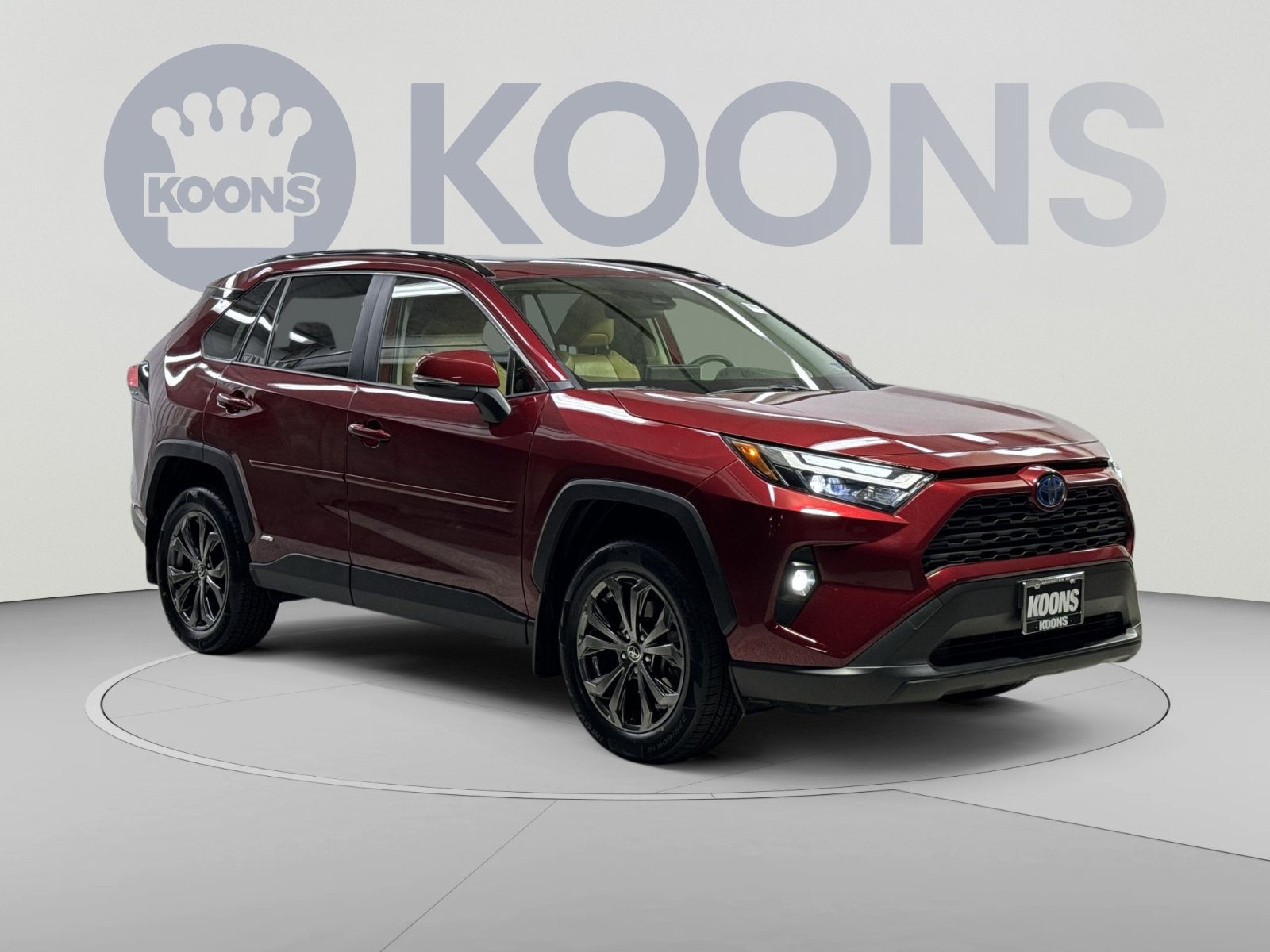 Used 2022 Toyota RAV4 XLE Premium AWD/4WD image 22
