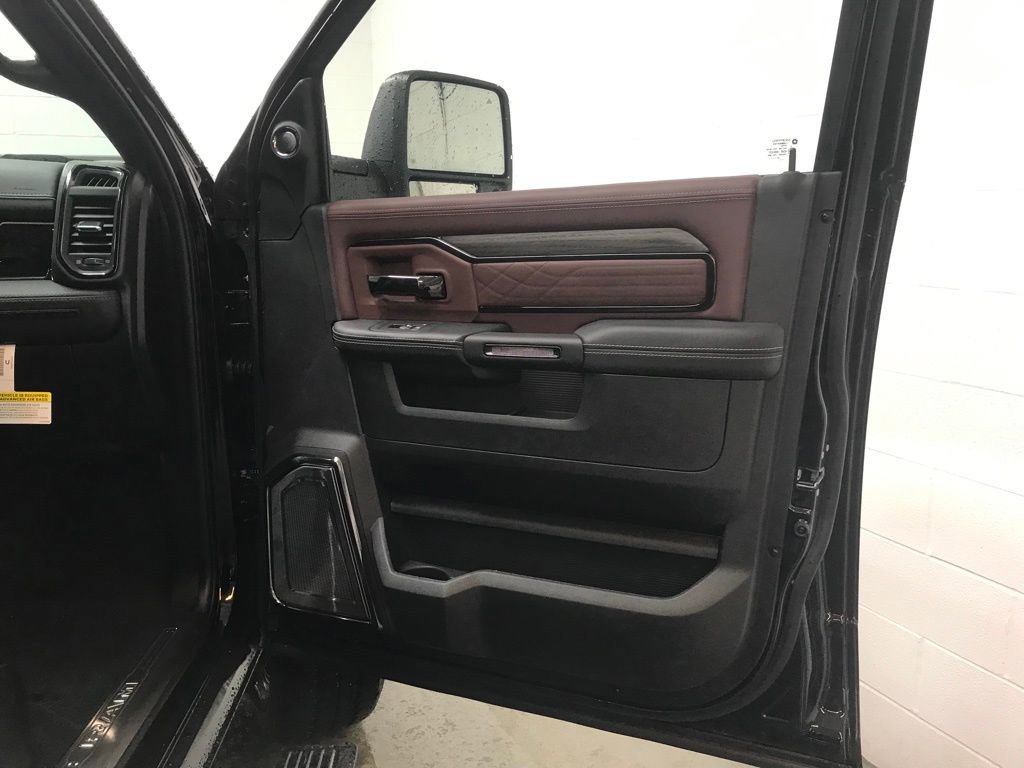 New 2026 RAM 2500 Limited image 43