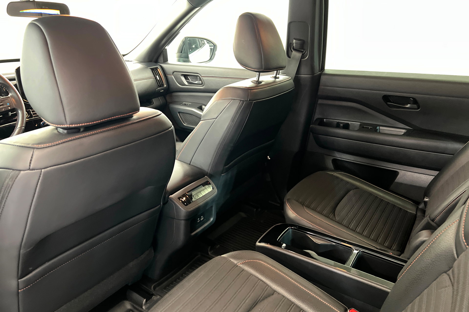 Used 2024 Nissan Pathfinder Rock Creek image 20