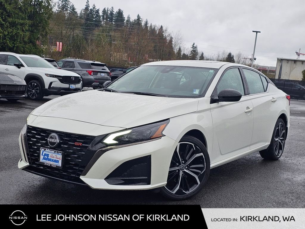 Certified 2023 Nissan Altima 2.5 SR w/ SR Premium Package image 1