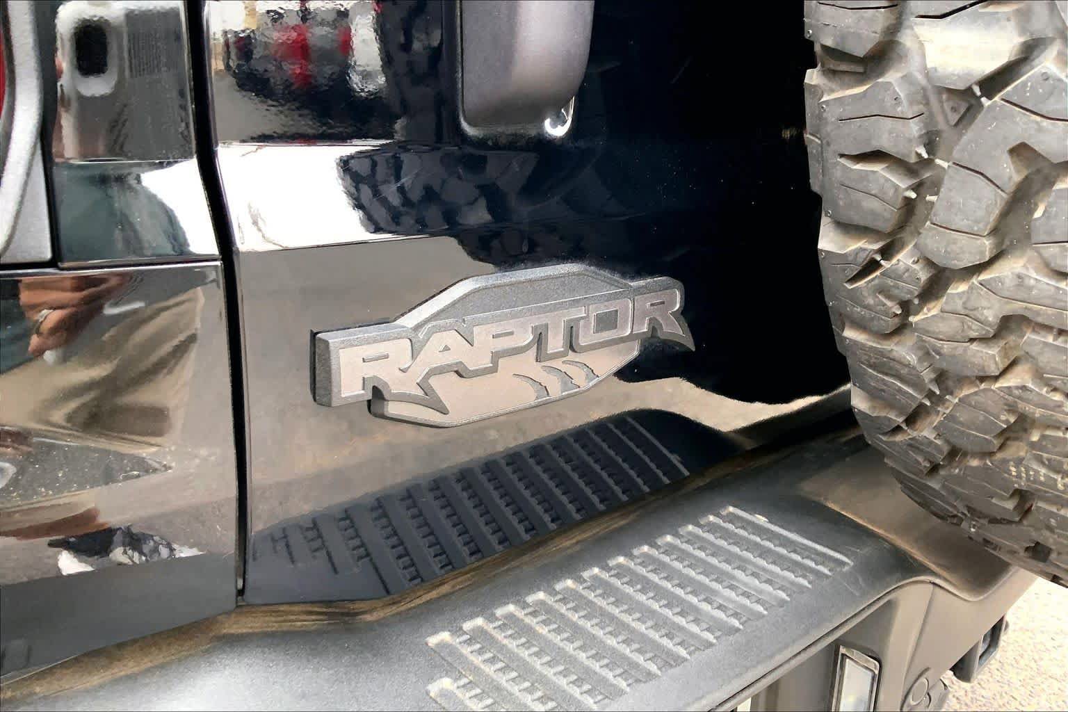 Used 2024 Ford Bronco Raptor w/ Interior Carbon Fiber Pack 6 AWD/4WD image 10