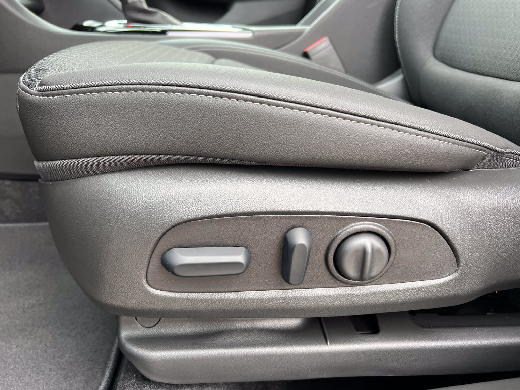 New 2026 Buick Encore GX Preferred w/ Comfort Package AWD/4WD image 8