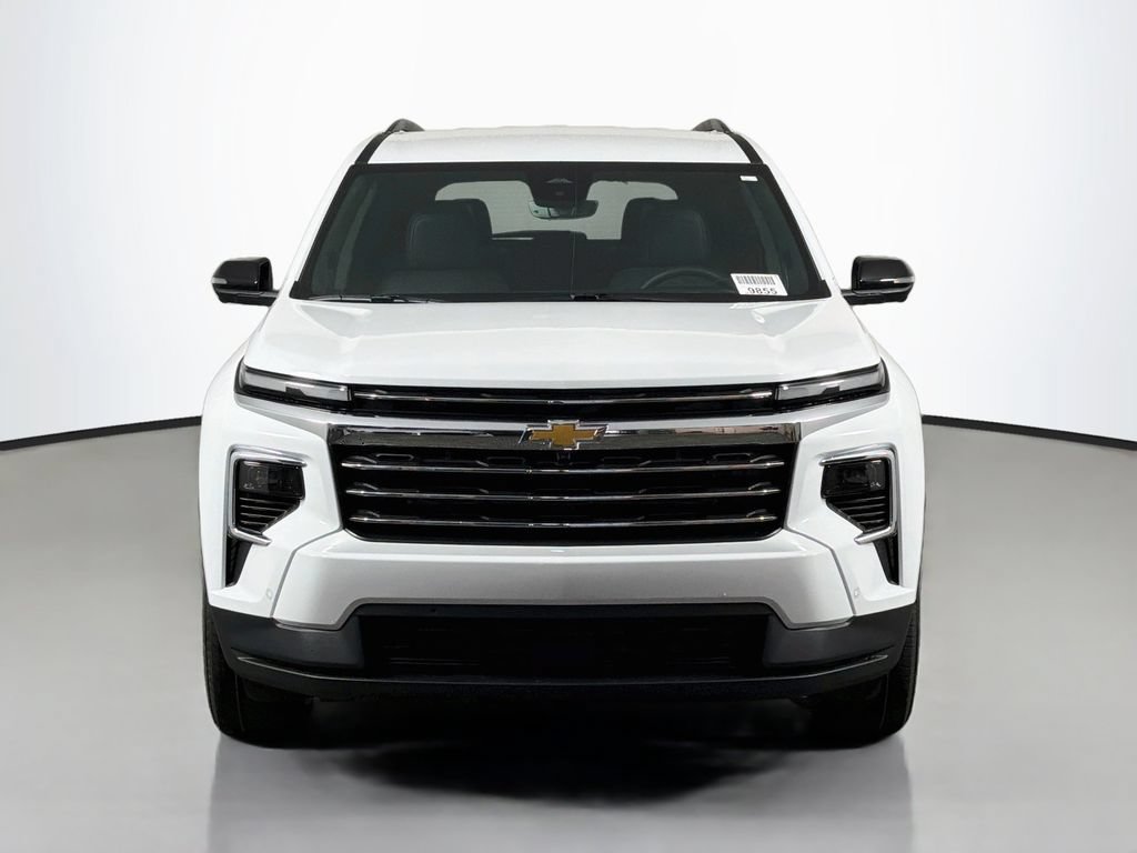 New 2027 Chevrolet Traverse LT w/ Enhanced Driving Package FWD image 2