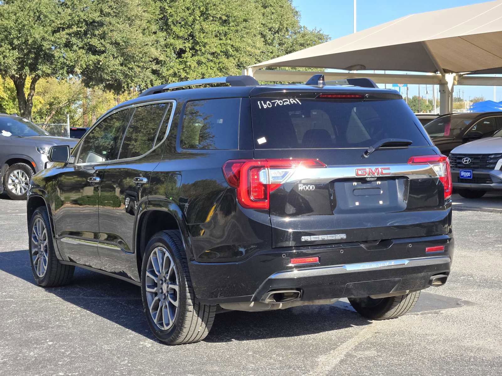 Used 2021 GMC Acadia Denali w/ Denali Technology Package image 5