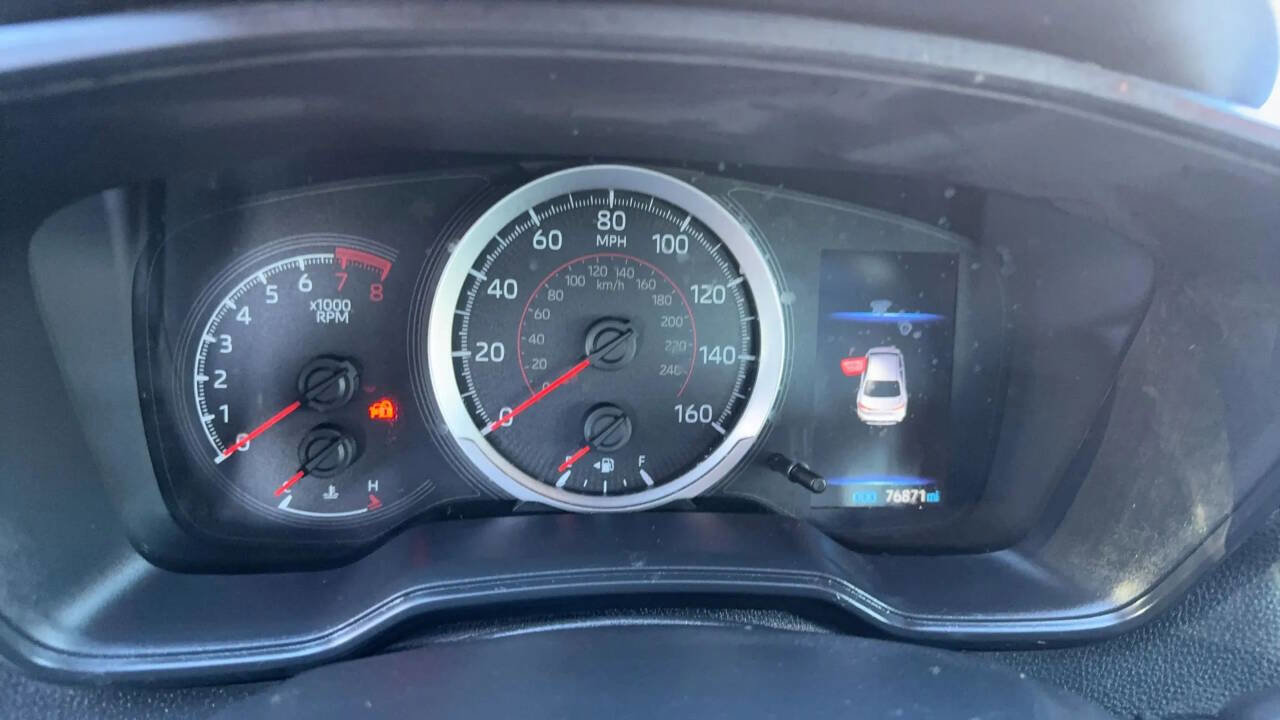 Used 2022 Toyota Corolla SE w/ SE Premium Package image 11