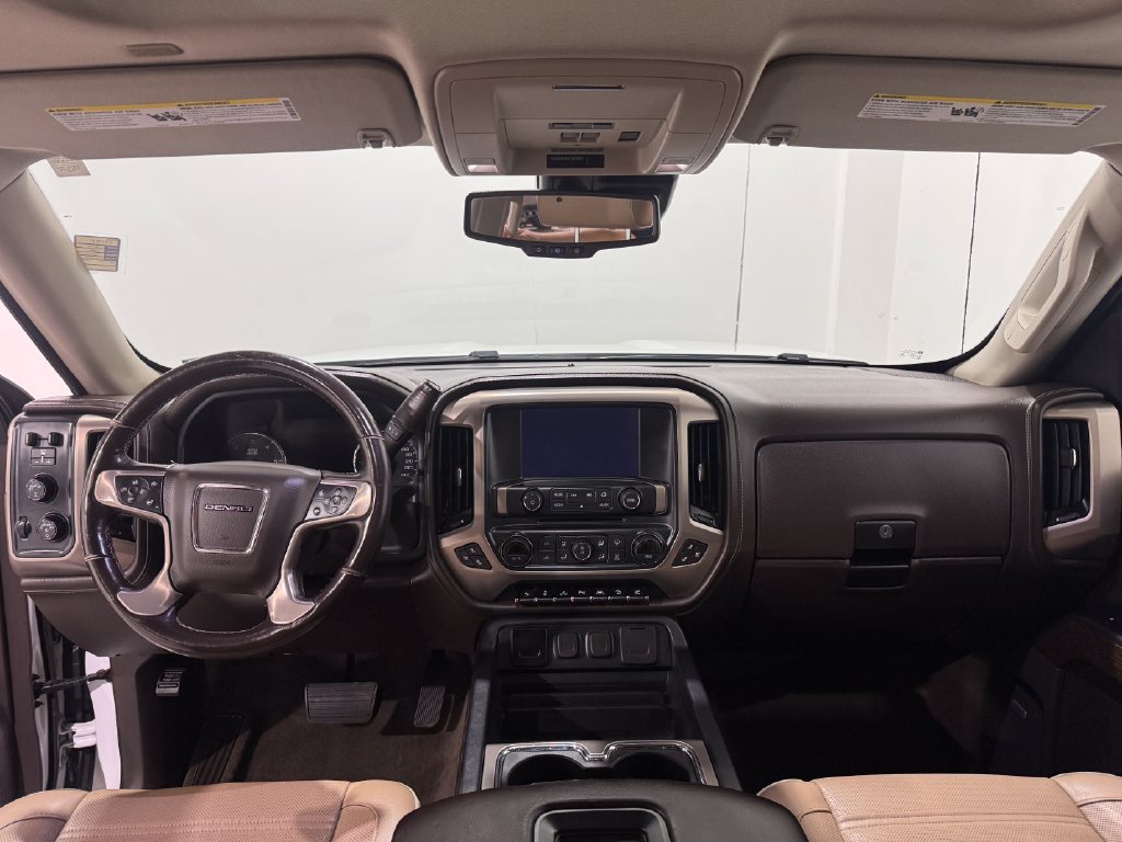 Used 2018 GMC Sierra 1500 Denali w/ Denali Ultimate Package AWD/4WD image 2