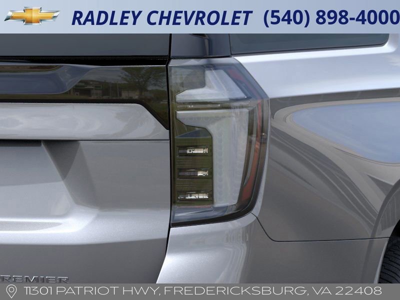 New 2025 Chevrolet Suburban Premier image 11