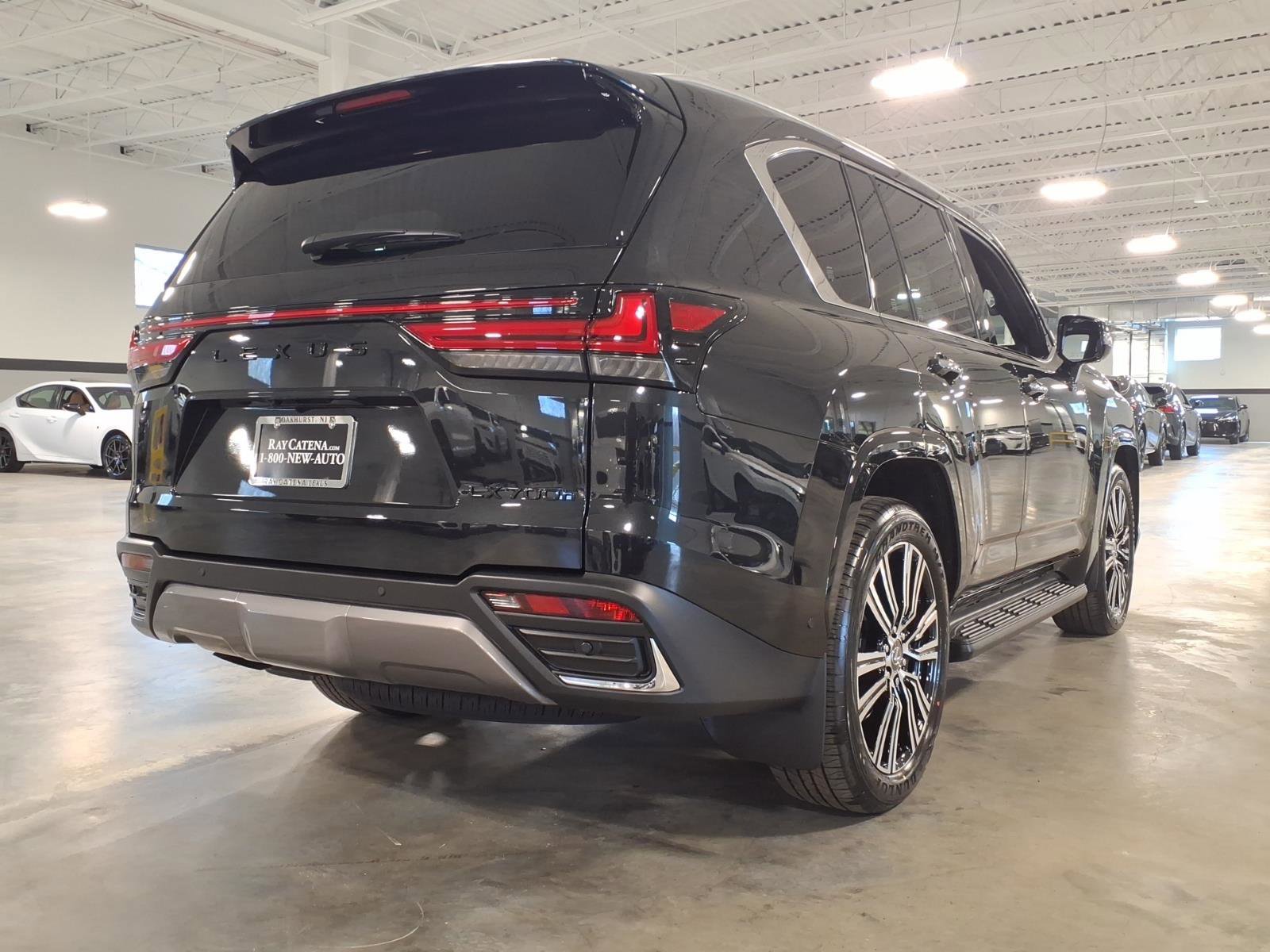New 2026 Lexus LX 700h Luxury image 16