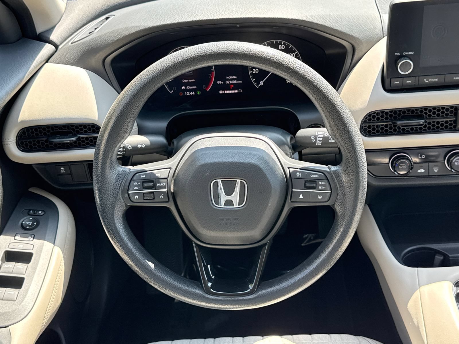 Used 2023 Honda HR-V LX image 23