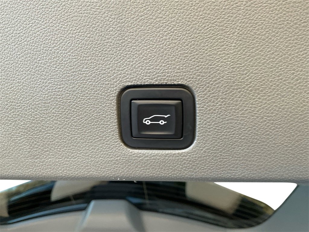 Used 2020 Cadillac XT6 Premium Luxury image 32