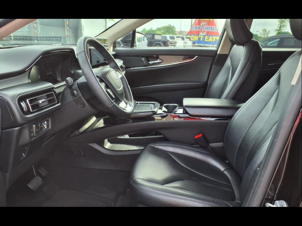 Used 2022 Lincoln Nautilus AWD w/ Premium Package image 10