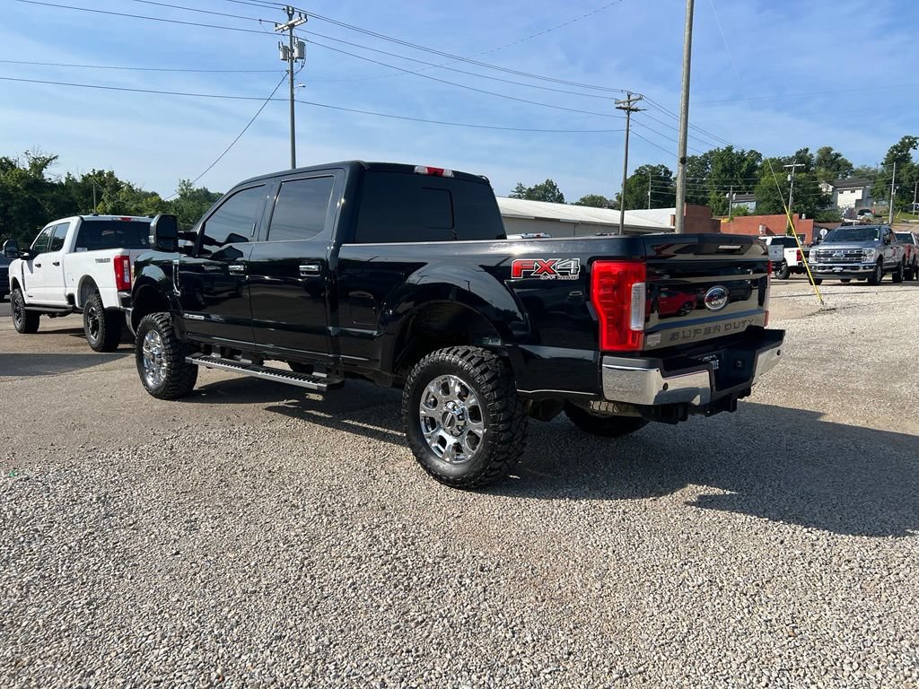 Used 2017 Ford F250 Lariat w/ Lariat Ultimate Package AWD/4WD image 6