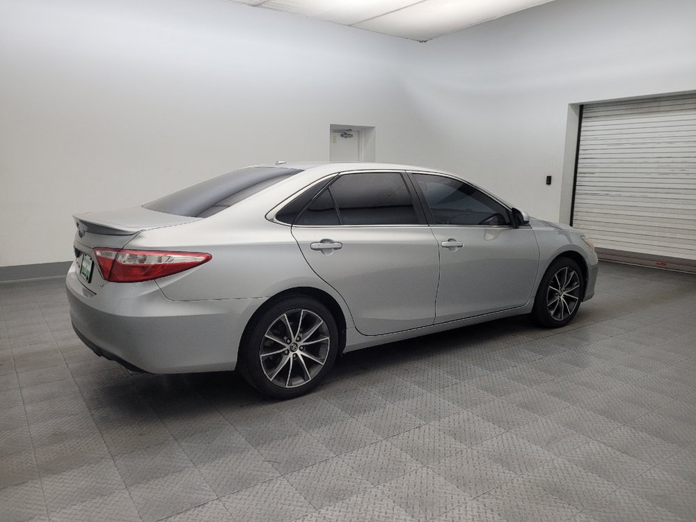 Used 2017 Toyota Camry XSE w/ Moonroof Package FWD image 10