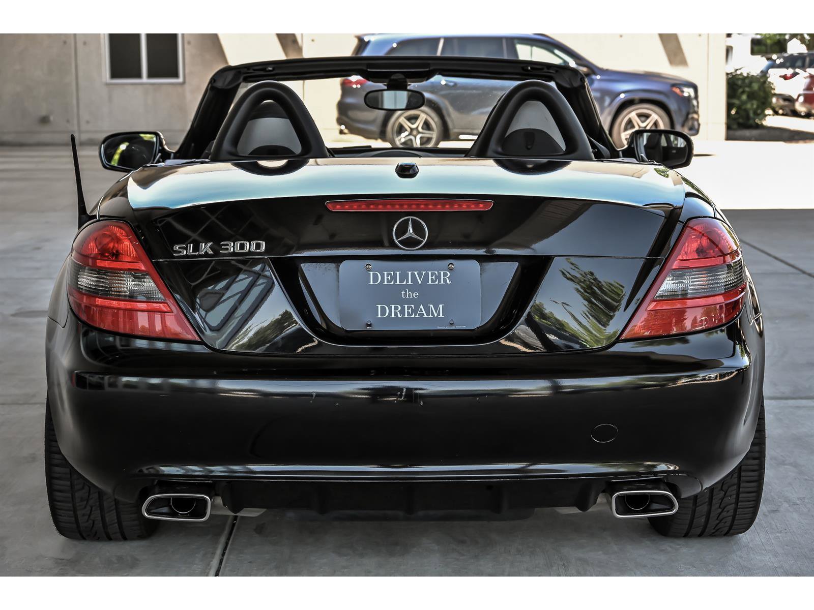 Used 2009 Mercedes-Benz SLK 300 image 7