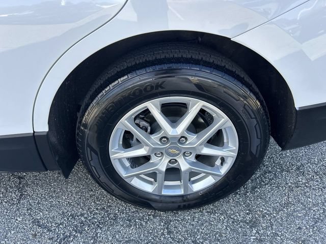 Used 2023 Chevrolet Equinox LT AWD/4WD image 11