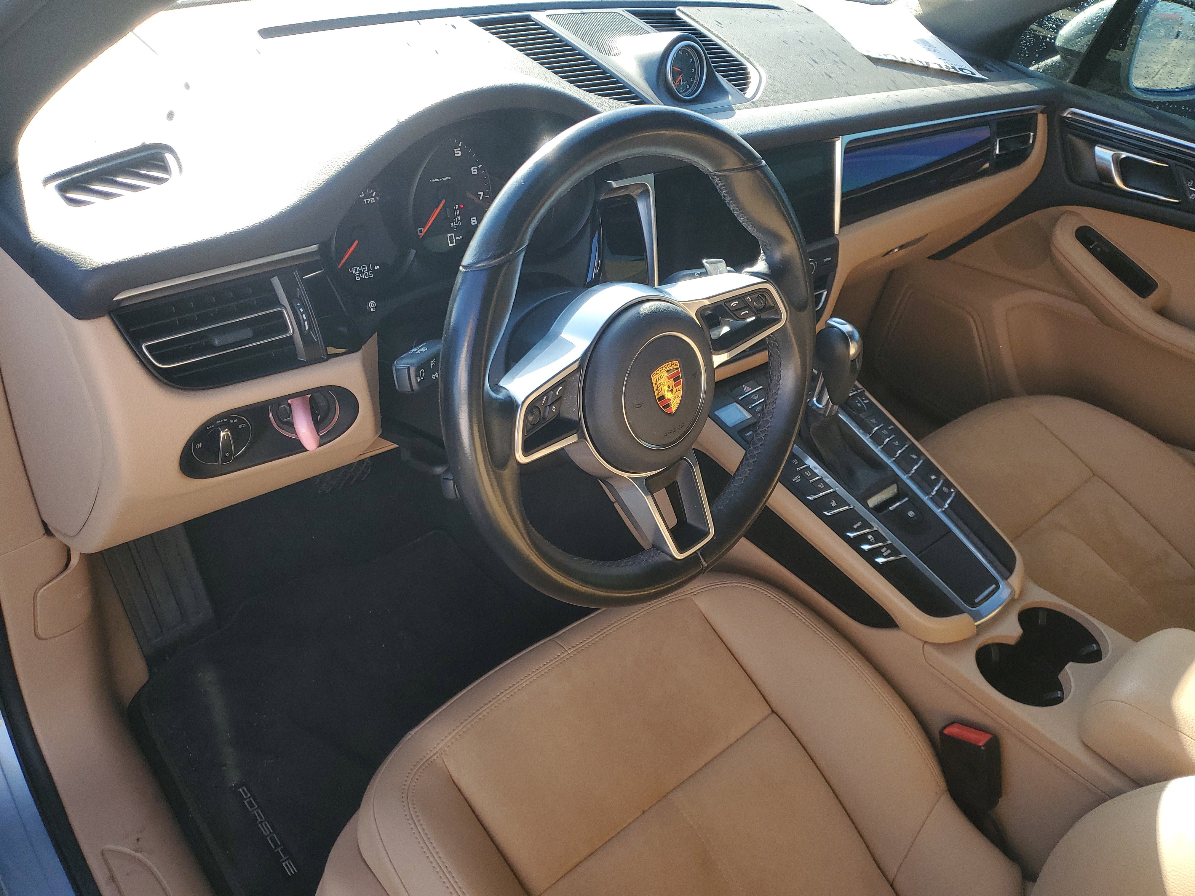 Used 2021 Porsche Macan image 12